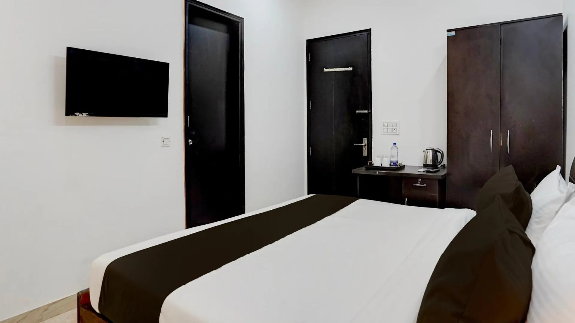 Super Townhouse Sector 53 Golf Course Road Appartement Gurgaon